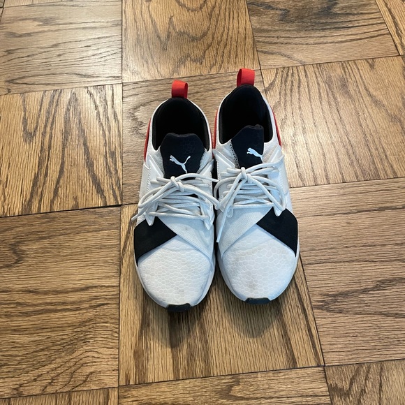 Puma Sneakers - Picture 2 of 7